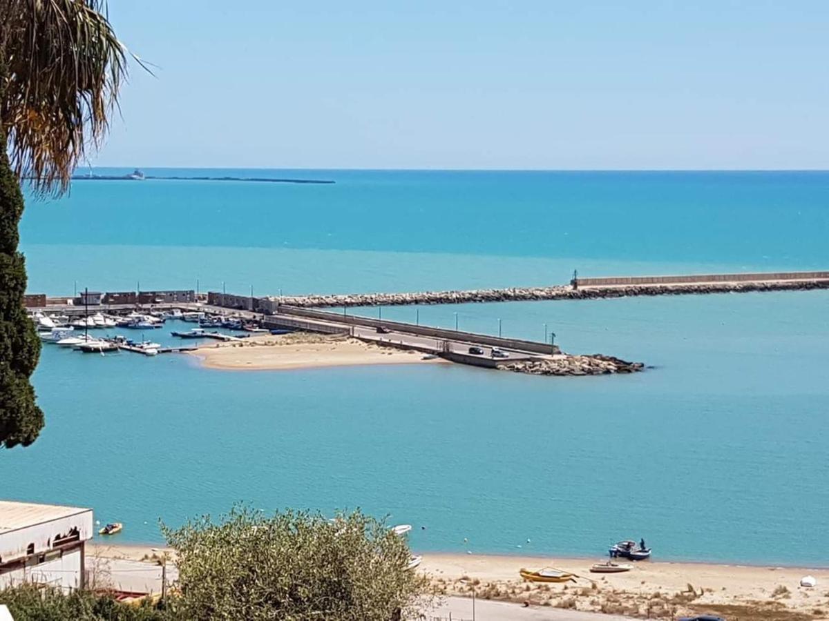 Villetta Sullo Scoglio Gela Buitenkant foto